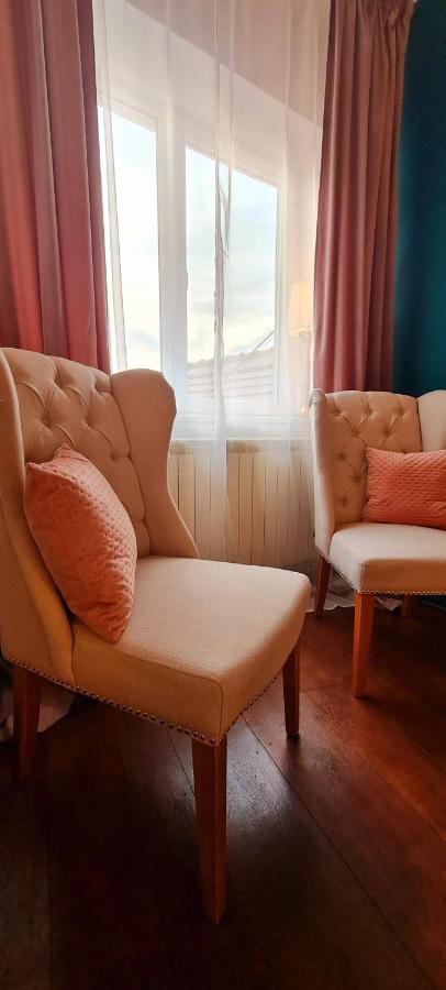 Paradiso Perduto Private Apartment By Weinkeller Sibiu Bagian luar foto