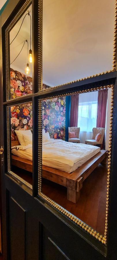 Paradiso Perduto Private Apartment By Weinkeller Sibiu Bagian luar foto
